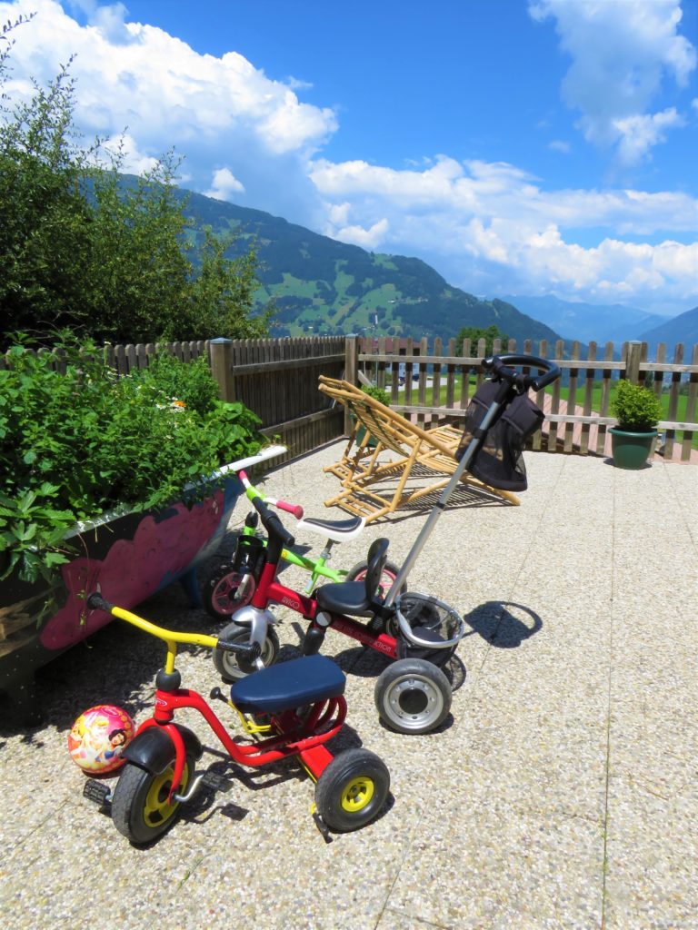 Ferienwohnung Point Zillertalblick Terrasse